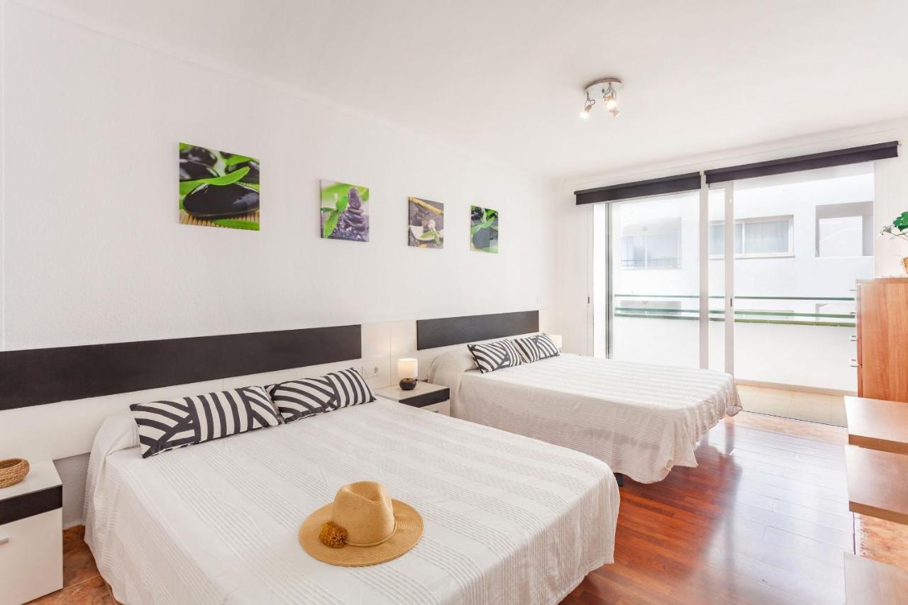 Nano'S Beach House Puerto Colom Eksteriør billede