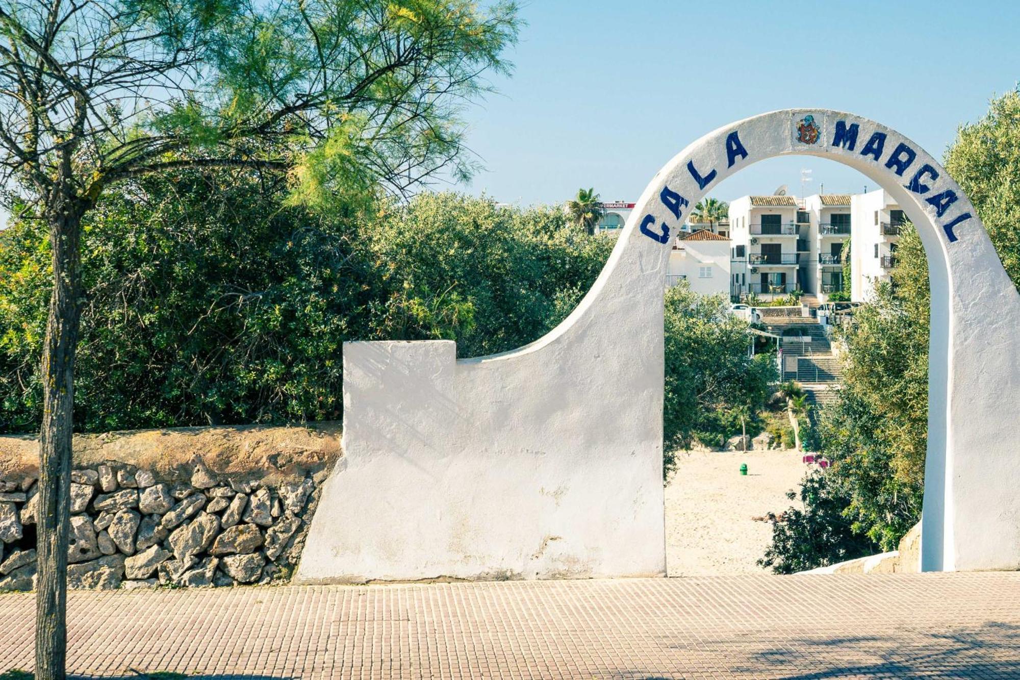 Nano'S Beach House Puerto Colom Eksteriør billede