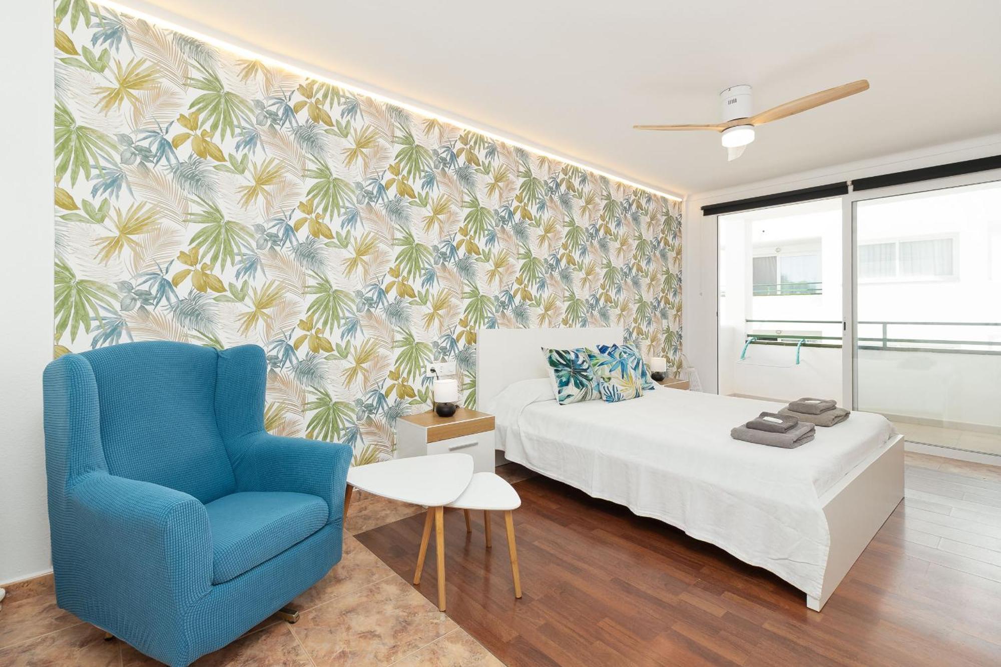 Nano'S Beach House Puerto Colom Eksteriør billede